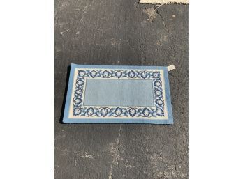 HAND MADE IN CHINA BLUE AND WHITE ENTRANCE RUG, 2X3.3 FEET!!