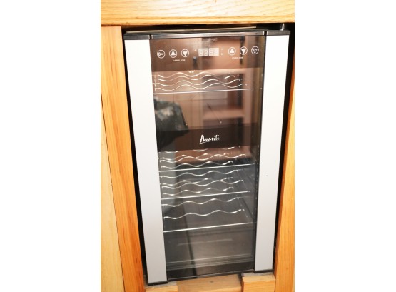 UNDER COUNTER AWANTI WINE COOLER, UNTESTED!!