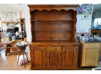 GORGEOUS SOLID WOOD HUTCH STYLE BUFFET, COUNTRY STYLE 2 PIECE.