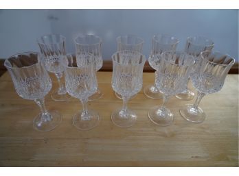 LOT OF 10 GLASS WINE GLASSES, 6.5IN HEIGTH!!