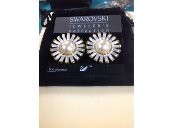 Swarovski Jewelers Collection Clip On Earrings.. Never Worn