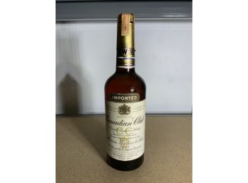 RARE: VINTAGE SEALED BOTTLE OF 1961 CANADIAN CLUB WITH TAX STAMP