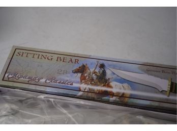 SITTING BEAR KNIFE MODEL CW-024YB