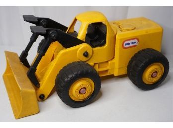 VINTAGE LITTLE TIKES TOY TRUCK, 20IN LENGTH