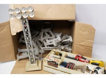 LOT OF CARS, LIONEL TRAIN-SET AND LIGHT