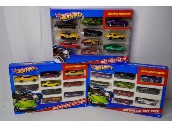 LOT OF 3 BOXES OF HOT WHEELS CARS