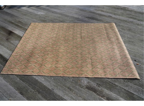 OUTDOOR WICKER STYLE RUG, 64X88 INCHES