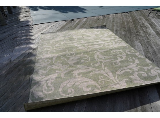 OUTDOOR GREEN COLOR AREA RUG, 118X95 INCHES