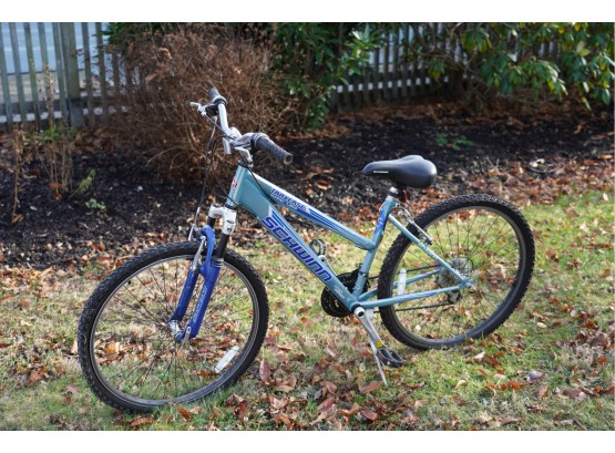 YOUTH WOMENS INSPIRED SCHWINN BICYCLE 26IN TIRE FRAME, WITH SHOCKS AND KICKSTAND!