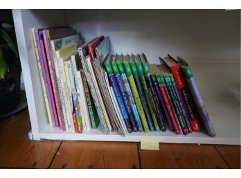 LARGE LOT OF KIDS BOOKS, A12