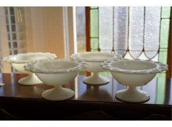 LOT OF 4 MILK GLASSES BOWL, 4X7 INCHES