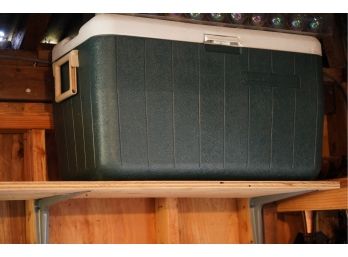 VINTAGE GREEN AND WHITE COLEMAN COOLER