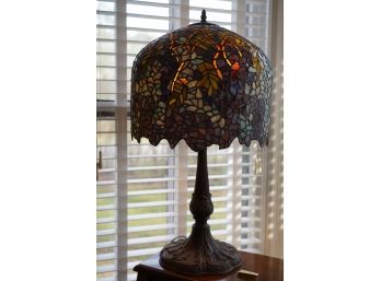 GORGEOUS TIFFANY STYLE STAINED GLASS LAMP, WORKING! 30IN HEIGHT