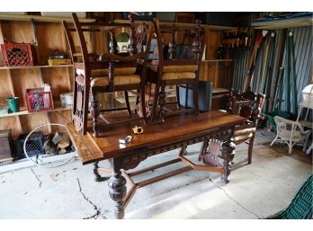 NEEDS TLC,  ANTIQUE WOOD TABLE WITH CHAIRS, PLEASE CHECK ALL PHOTOS!