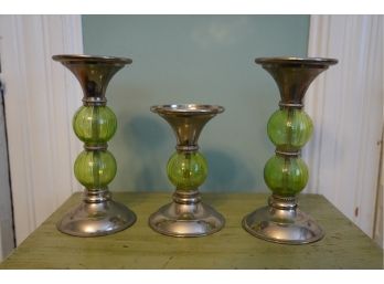 MODERN STYLE METAL CANDLE HOLDERS WOTH GREEN GRASS