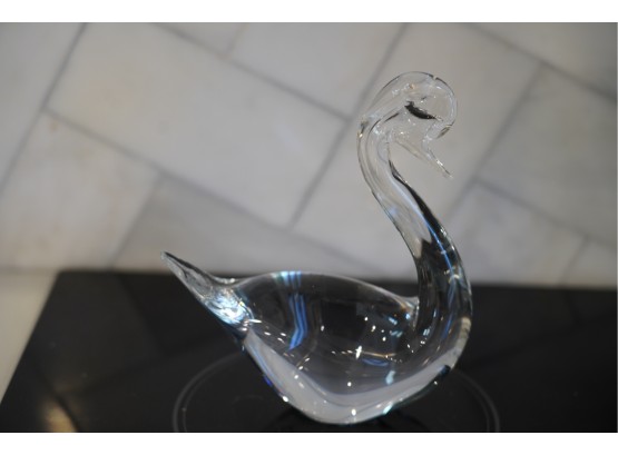 GLASS GEESE FIGURINE, 7X7 INCHES