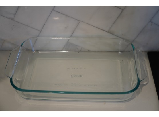 CLEAR GLASS PYREX BOWL, 8X12 INCHES