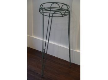 VINTAGE METAL PLANT STAND, 27IN HEIGHT