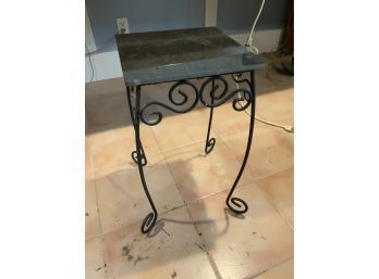 STONE TOP METAL FRAME SIDE TABLE