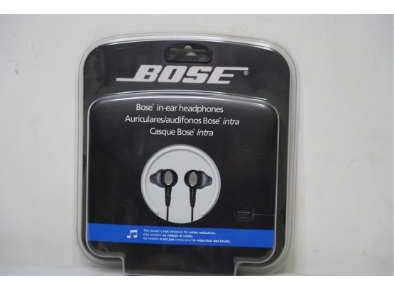 SEALED BRAND NEW BOSE IN-EAR HEADPHONES