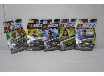 LOT OF 5 NEW NASCAR EDITION TOY CARS, A6