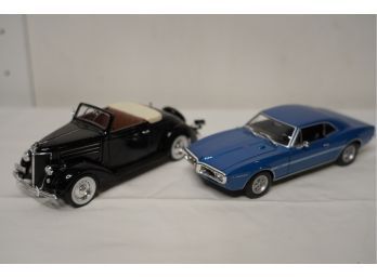 LOT OF 2 COLLECTIBLE TOY CARS, A17