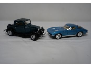 LOT OF 2 PULL BACK CAR TOYS, A20
