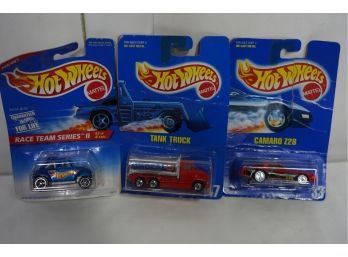 LOT OF 3 HOT WHEELS TOY CARS, A30