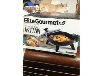 Elite Gourmet 7' Personal Electric Skillet- Never Used