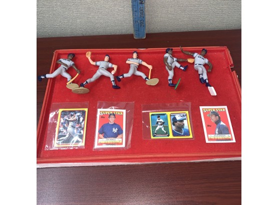New York Yankees Figurines With Cards