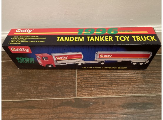 1996 Getty Tandem Tanker Toy Truck
