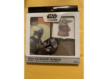 Star Wars The Mandalorian Tech Accessory Set For Iphone 11