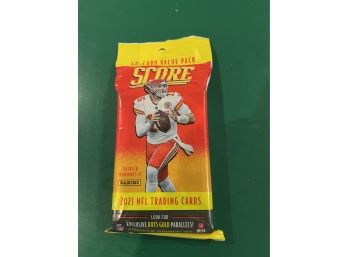 2021 Score NFL Fat Pack Containing 40 Football Cards