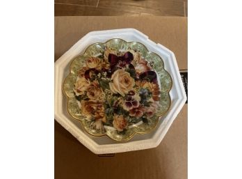 The Franklin Mint Heirloom Recommendation Plate - Friendship Bouquet