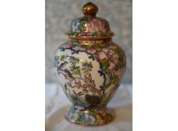 MADE IN CHINA PORCELAIN VASE WITH LID
