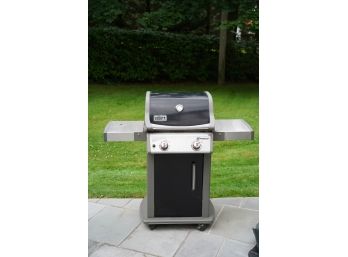PROPANE GAS WEBER SPIRIT GRILL WITH COVER
