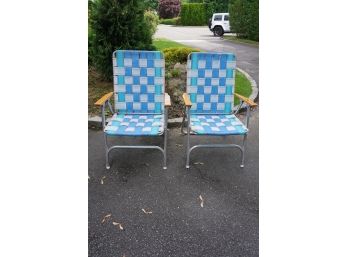 GREAT CONDITION WITH WOOD ARMS FOLDING PAIR OF VINTAGE BLUE CHECKER PATTERN BEACH CHAIRS WITH WOOD ARM REST