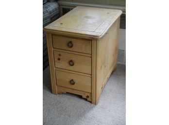 WOOD SIDE TABLE WITH 3 DRAWERS