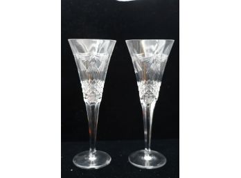 GORGEOUS PAIR OF WATERFORD CRYSTAL FLUTES WITH BIRDS ENGRAVINGS 9.5IN HIGH