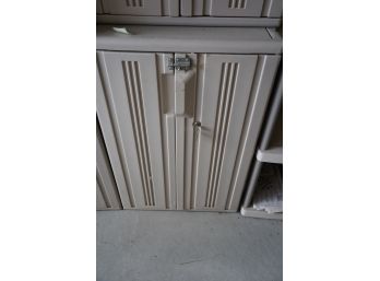 PLASTIC GARAGE SMALL CABINET WITH KEY