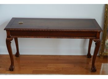 ANTIQUE STYLED WOOD CONSOLE TABLE WITH LEATHER TOP, CHECK ALL PHOTOS!