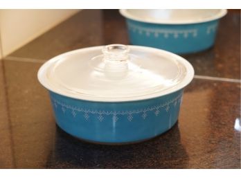 EVERYONE'S FAVORITE! VINTAGE BABY BLUE HOLIDAY EDITON PYREX BOWL WITH LID