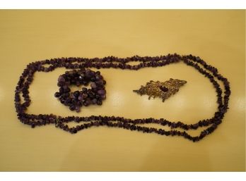 GORGEOUS PURPLE AND BLACK STONES NECKLACES AND PIN