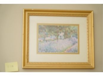 GOLD FRAMED PRINT OF FLOWERS IN A GOLD WOOD FRAME