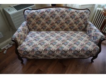 VICTORIAN STYLE LOVESEAT WITH FLOWER CUSHION DESIGN