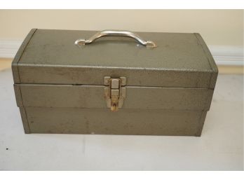 VINTAGE METAL TOOL BOX FILLED WITH TOOLS