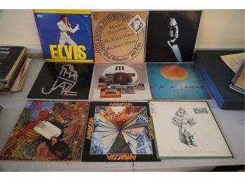 LOT OF 9 RECORDS INCLUDING ELVIS, R1