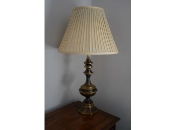 CONTEMPORARY BRASS STYLE LAMP, 31IN HIGH