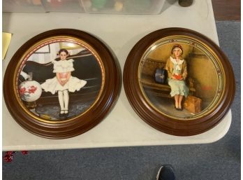 LOT OF 2 NORMAN ROCKWELL HANGING PLATES ON A WOOD FRAME