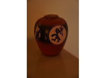 SMALL UNIQUE VASE WITH TRIBAL ENGRAVINGS AND SIGNED, 6IN HIGH